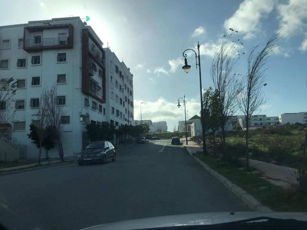 Appartement Familial Proche Aeroport Bab Andalous Tanger Dış mekan fotoğraf